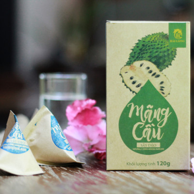 Combo Sen Sấy Gừng Mật Ong Hải Long (230g) + Mãng Cầu Sấy Dẻo Hải Long (120g)
